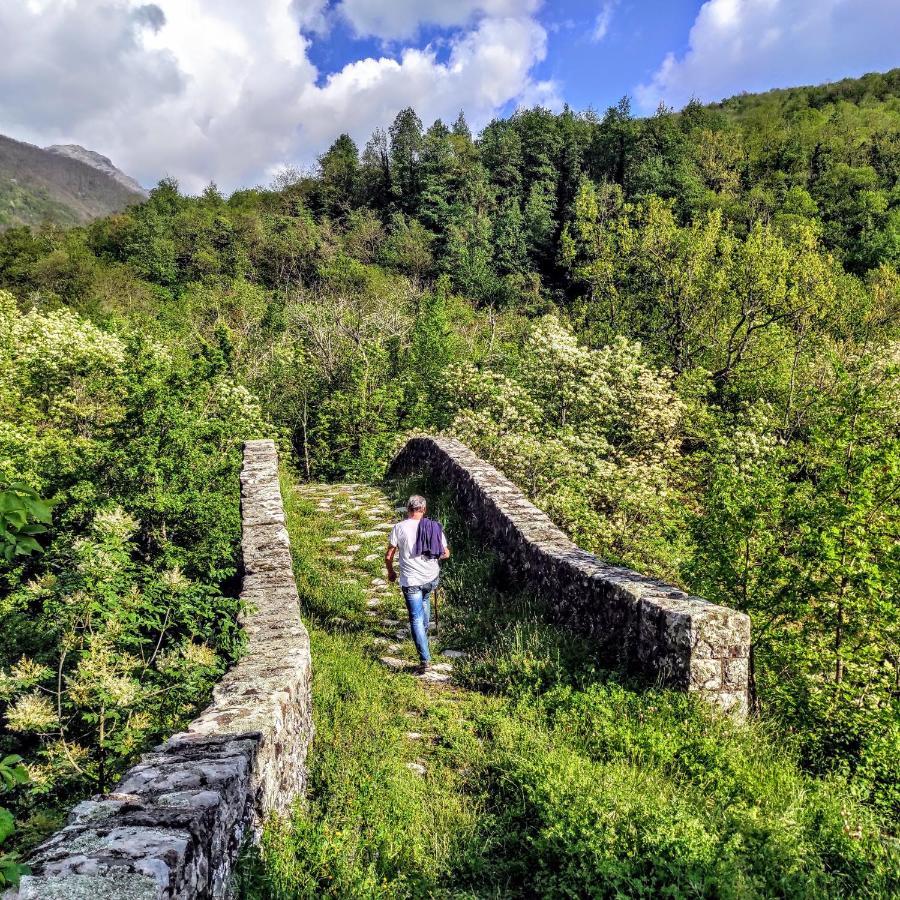 Eremo Gioioso Villa Pontremoli Exteriör bild